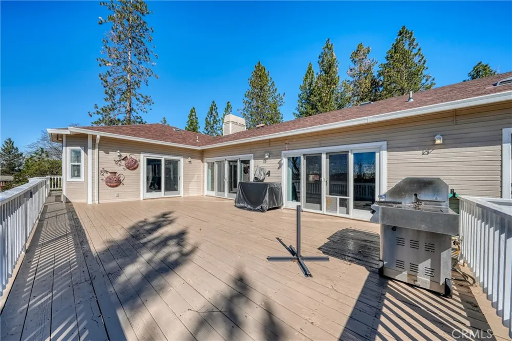 9183 Fox Cobb, CA 95426