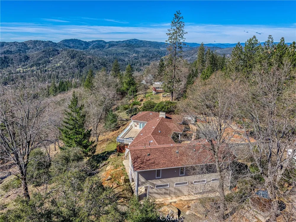 9183 Fox Cobb, CA 95426