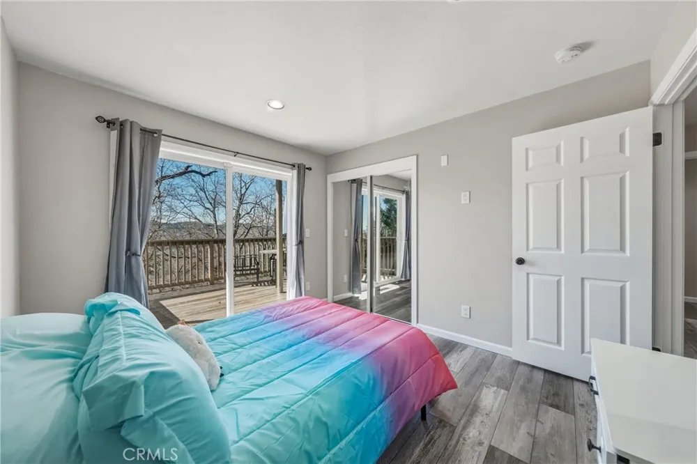 9183 Fox Cobb, CA 95426