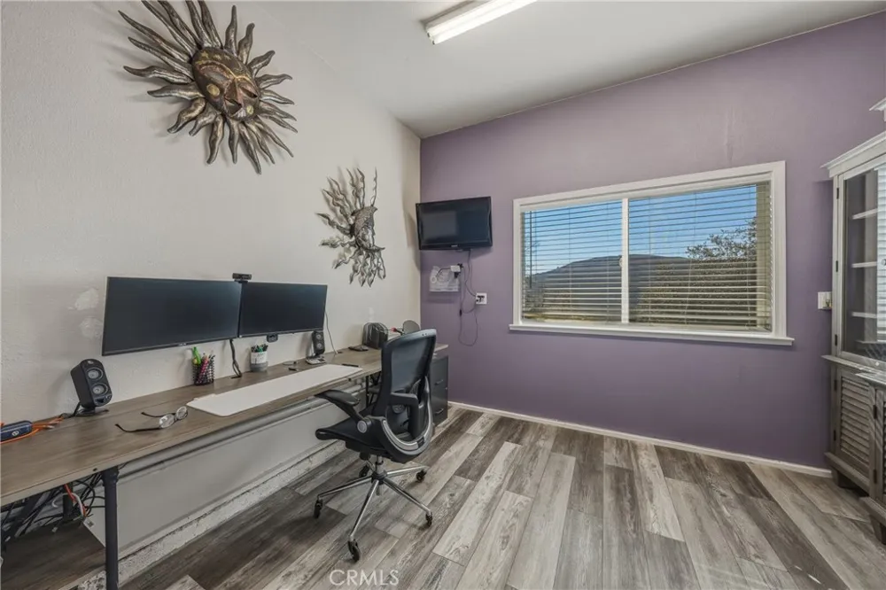 9183 Fox Cobb, CA 95426