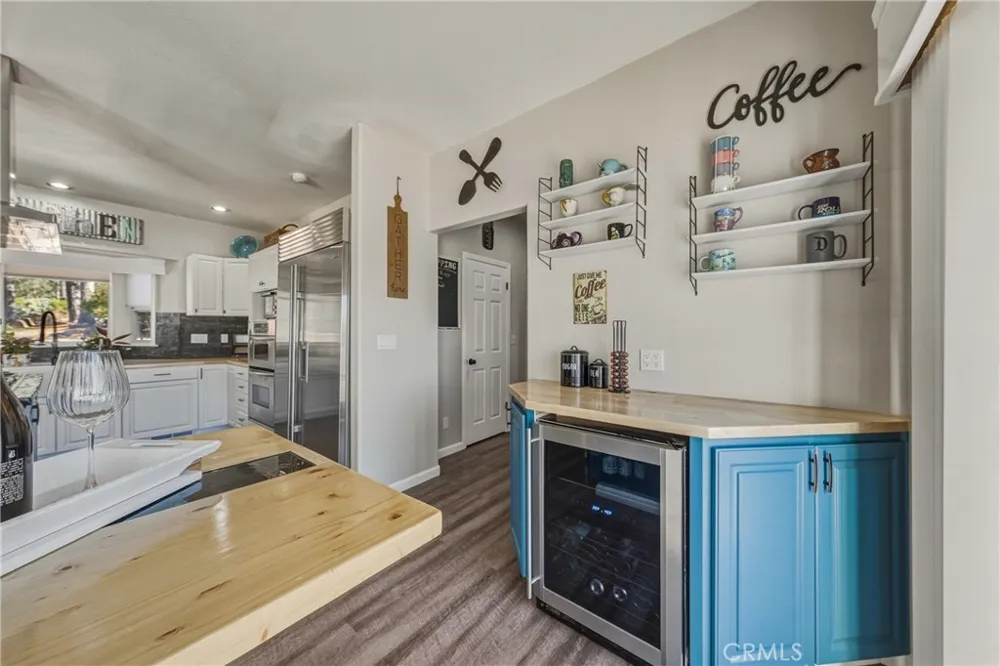 9183 Fox Cobb, CA 95426