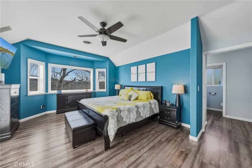 9183 Fox Cobb, CA 95426