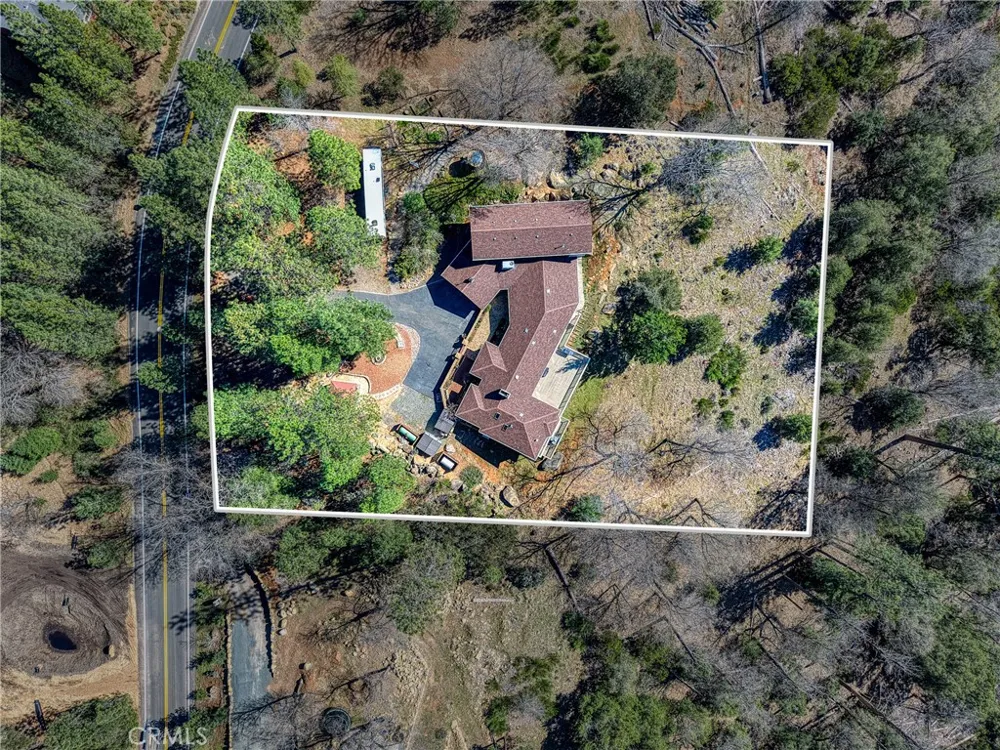 9183 Fox Cobb, CA 95426