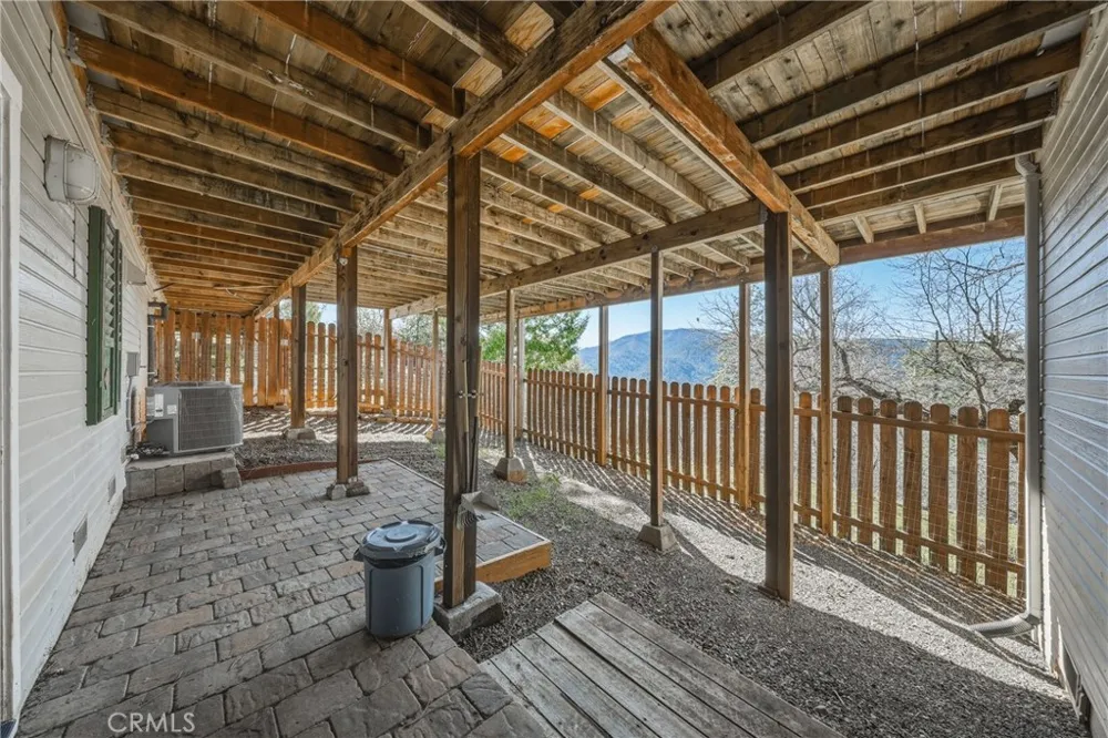 9183 Fox Cobb, CA 95426