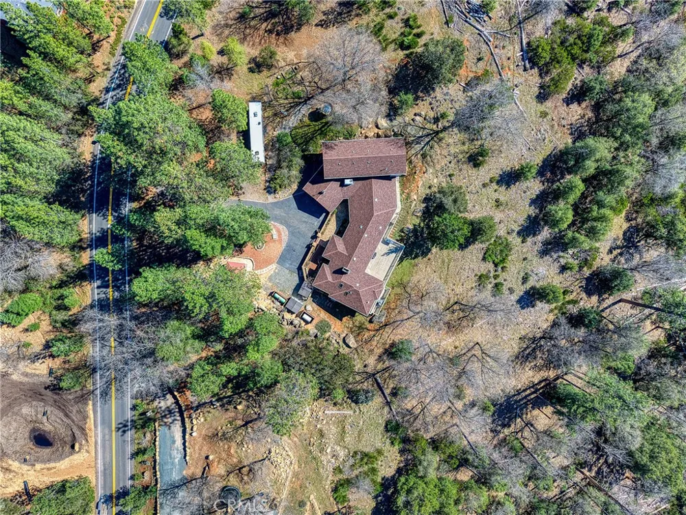 9183 Fox Cobb, CA 95426
