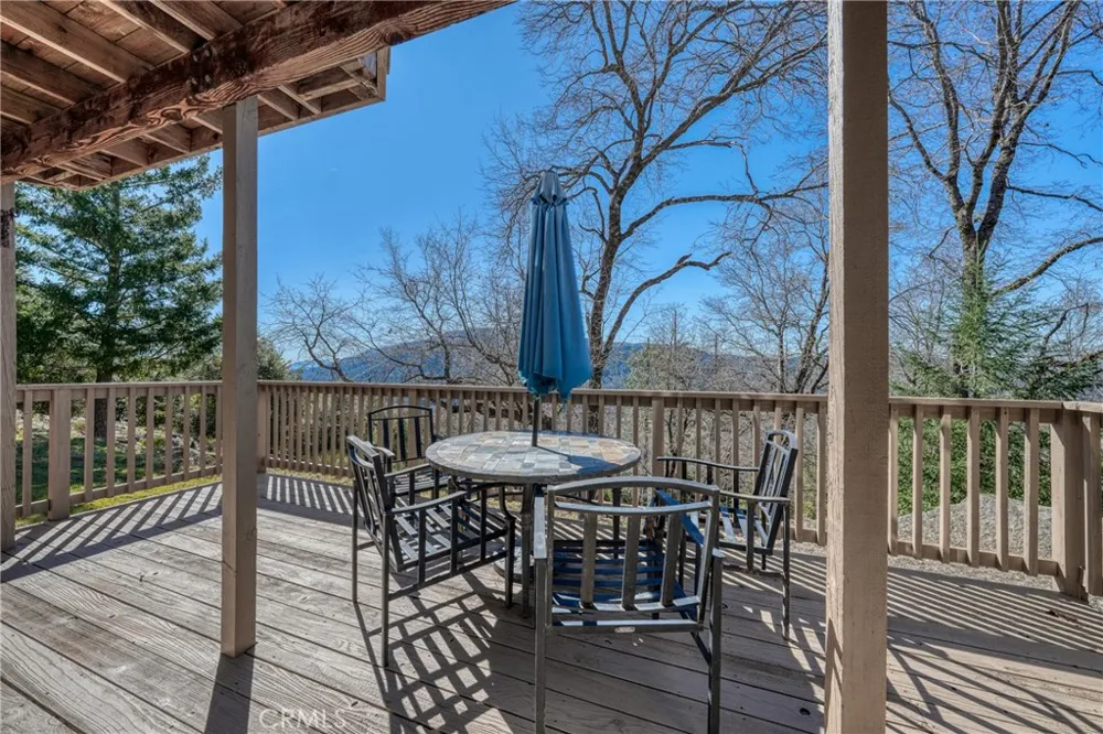 9183 Fox Cobb, CA 95426