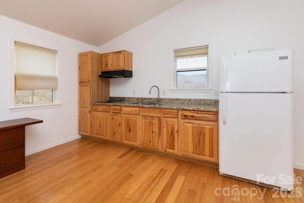 14 Lila Lane Clyde, NC 28721