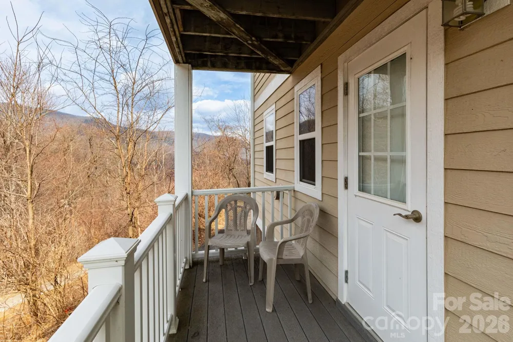 14 Lila Lane Clyde, NC 28721