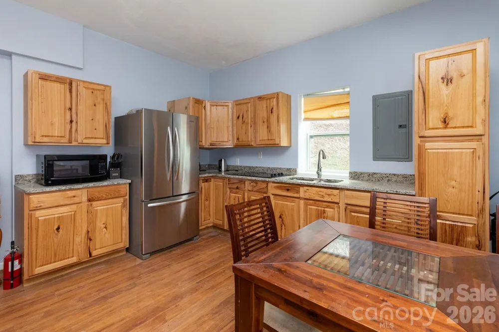 14 Lila Lane Clyde, NC 28721