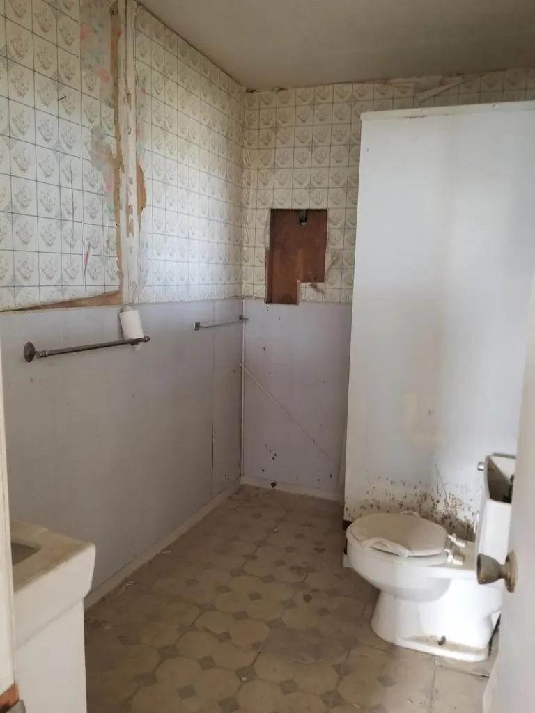 9544 Avenue F Bombay Beach, CA 92257