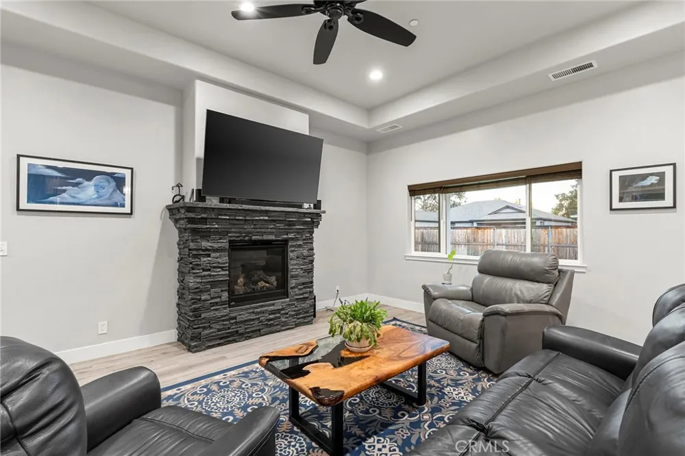 1345 W Lindo Chico, CA 95926