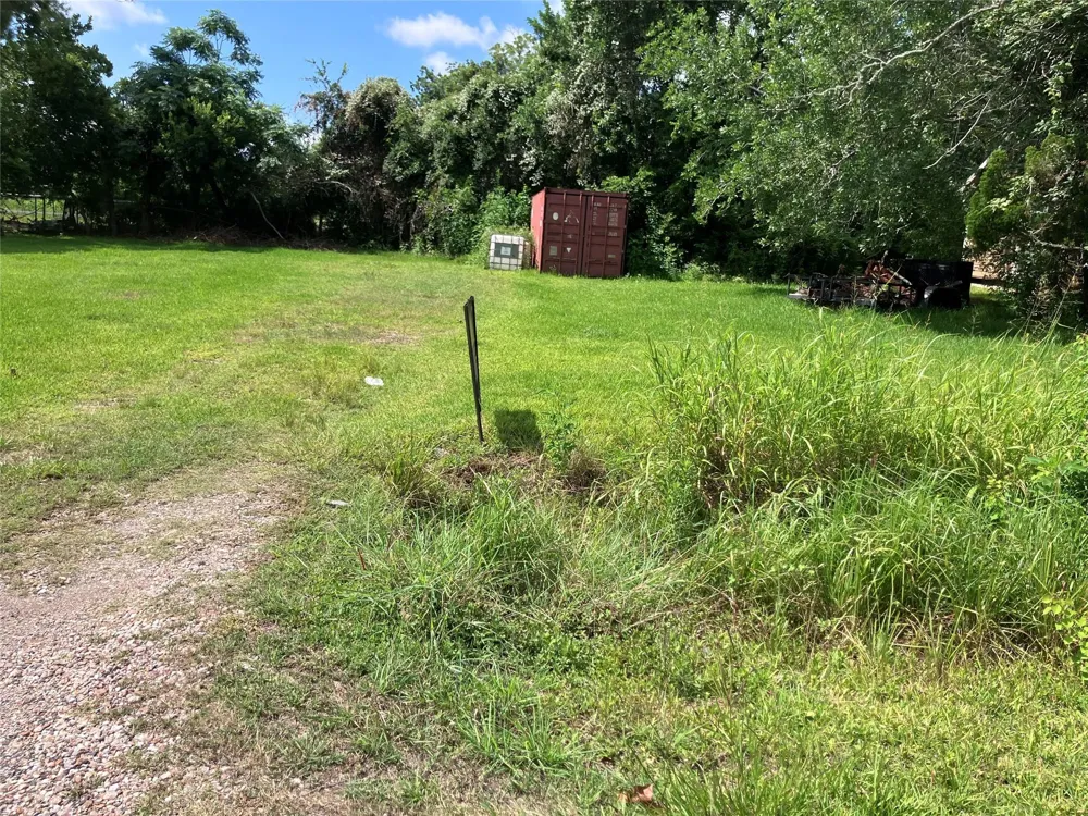 5915 Woodrow Street Texas City, TX 77591