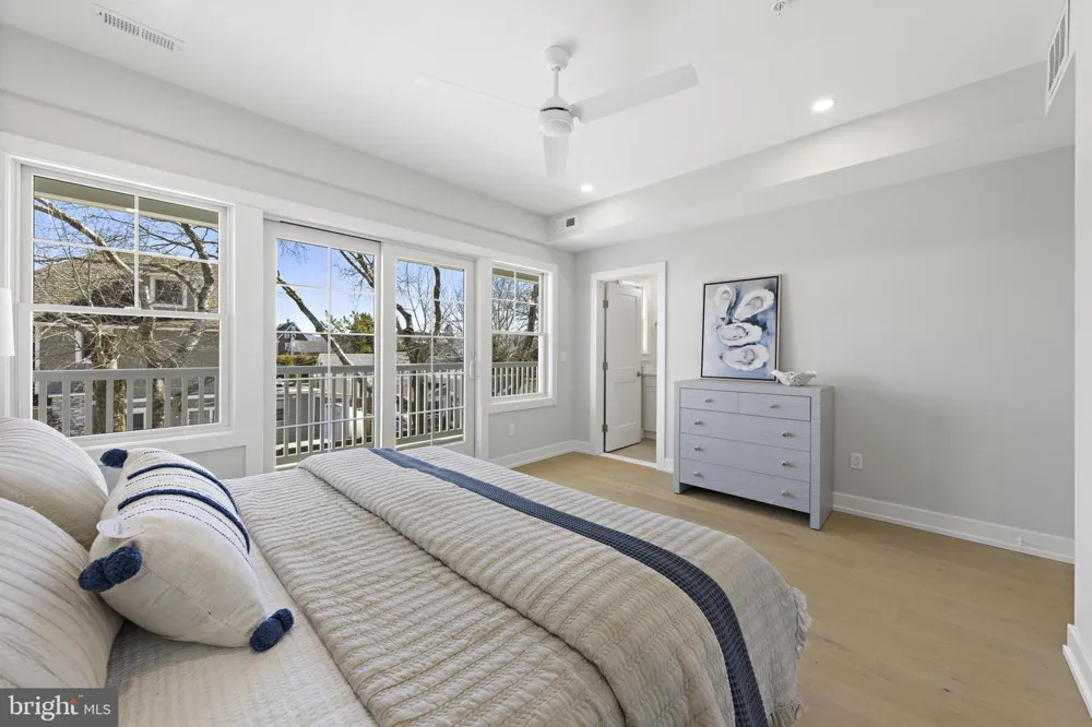 415 BAY AVENUE #4 Beach Haven, NJ 08008