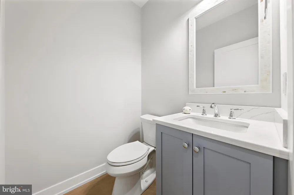 415 BAY AVENUE #4 Beach Haven, NJ 08008