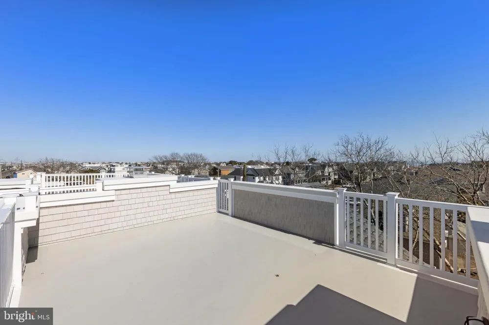 415 BAY AVENUE #4 Beach Haven, NJ 08008