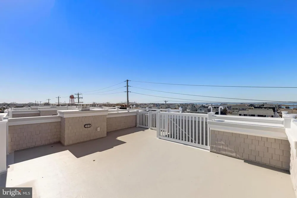 415 BAY AVENUE #4 Beach Haven, NJ 08008