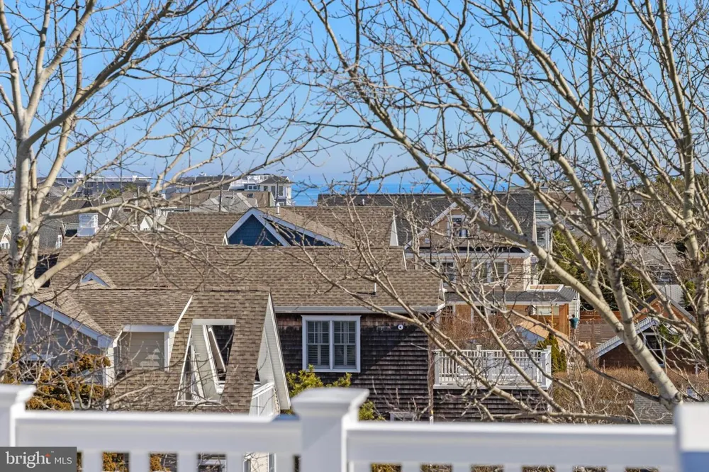 415 BAY AVENUE #4 Beach Haven, NJ 08008