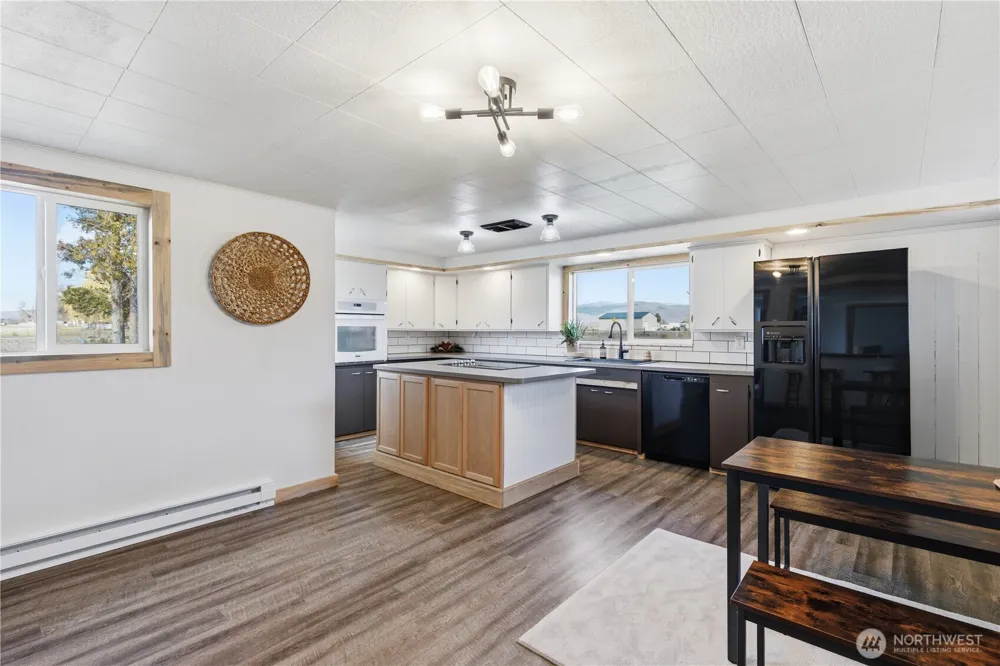 22 Kermel Road Omak, WA 98841