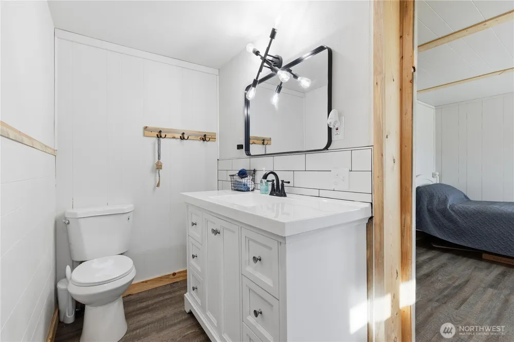 22 Kermel Road Omak, WA 98841