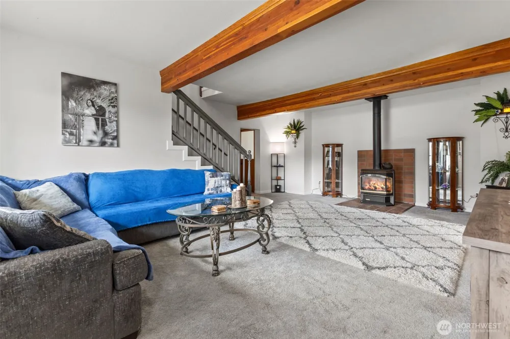 545 Davis Lake Rd Morton, WA 98356