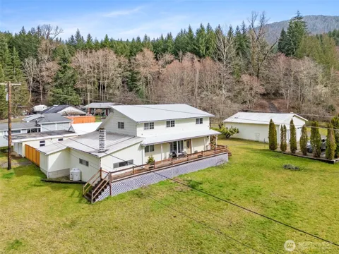 545 Davis Lake Rd