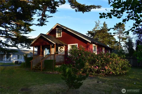 203 W Ocean Ave
