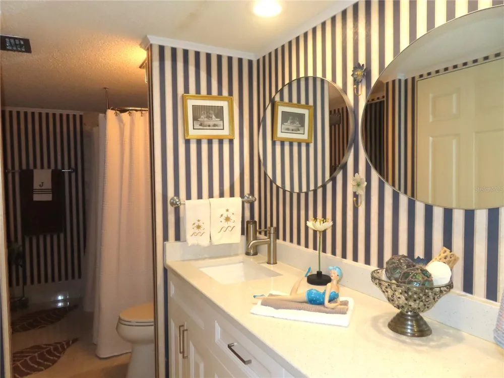225 COUNTRY CLUB DRIVE #C225 Largo, FL 33771