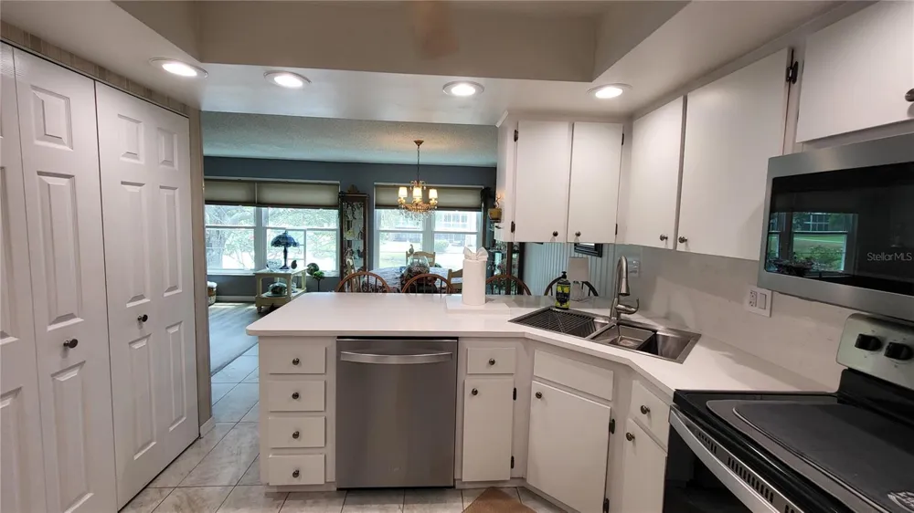 225 COUNTRY CLUB DRIVE #C225 Largo, FL 33771