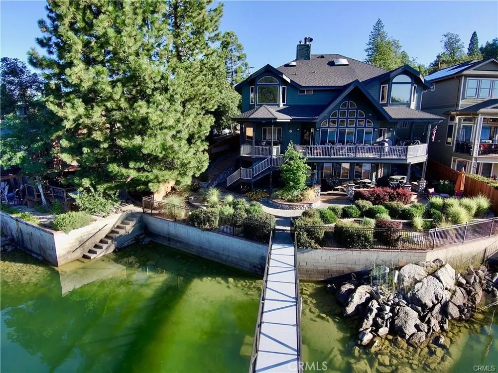 39269 Paha Bass Lake, CA 93604
