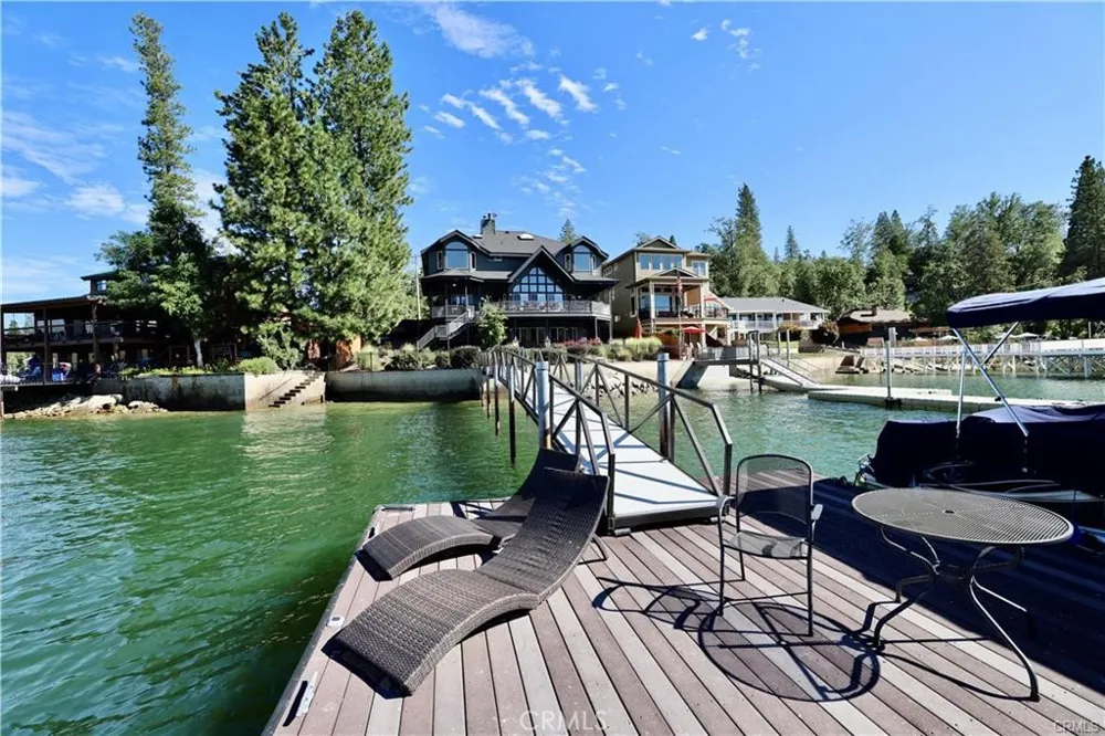 39269 Paha Bass Lake, CA 93604