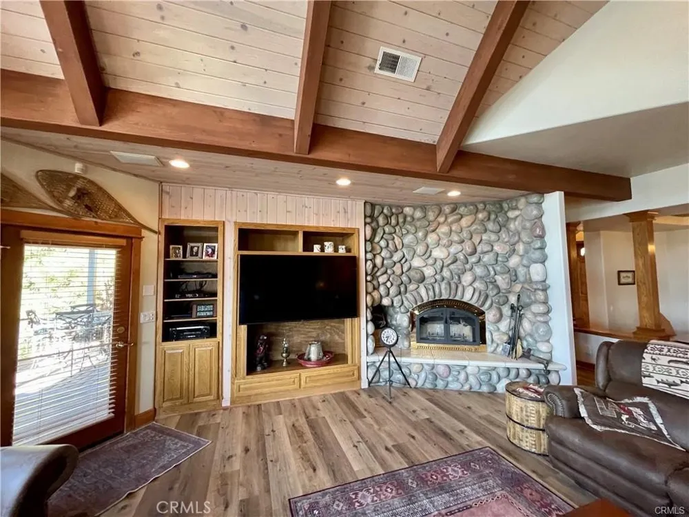 39269 Paha Bass Lake, CA 93604