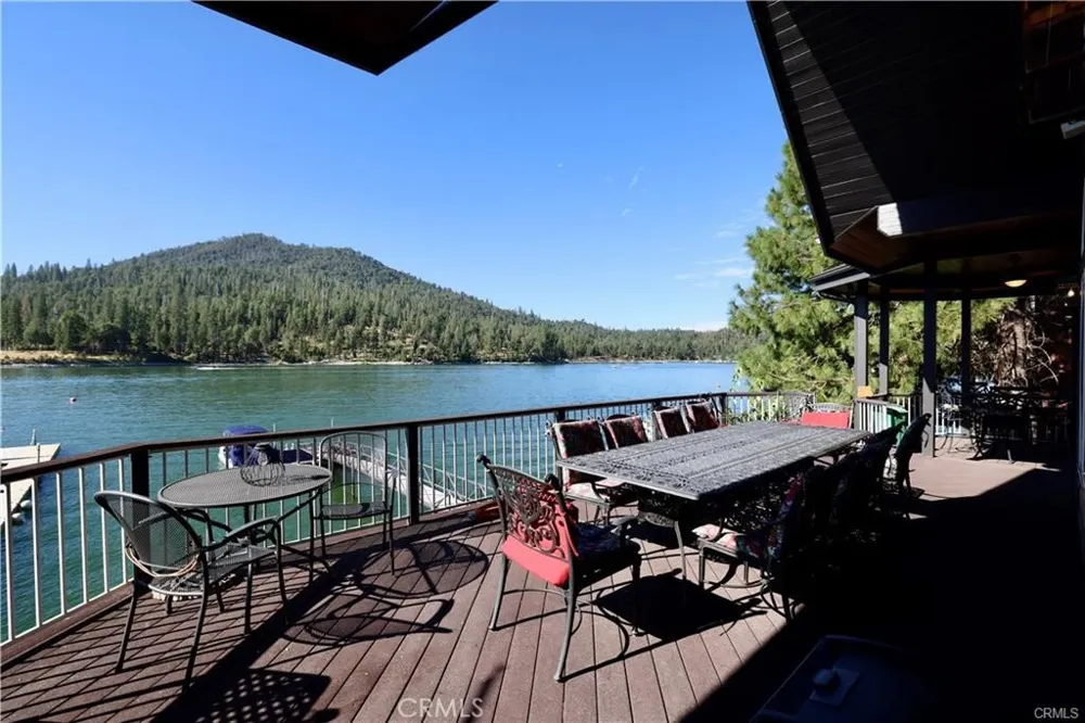 39269 Paha Bass Lake, CA 93604