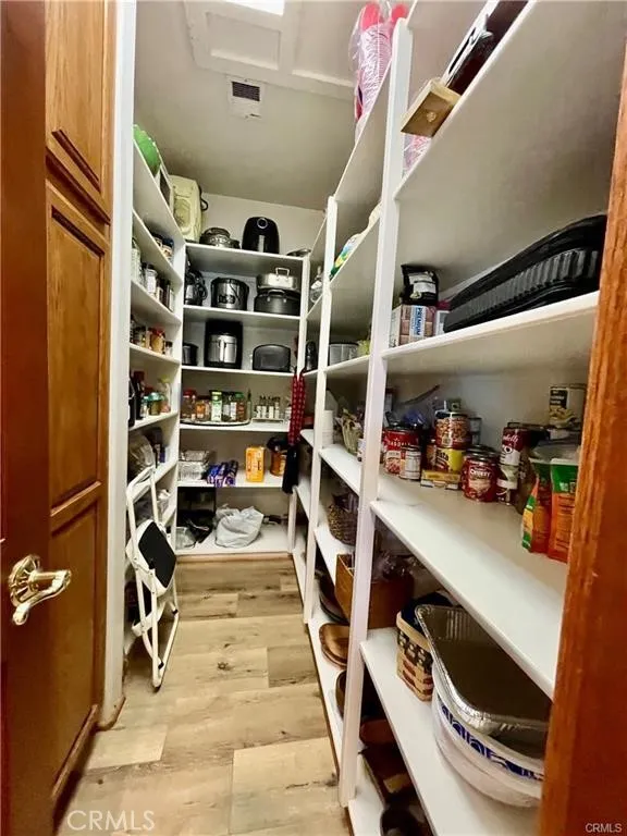 39269 Paha Bass Lake, CA 93604
