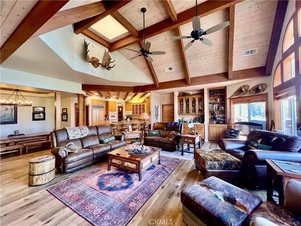 39269 Paha Bass Lake, CA 93604