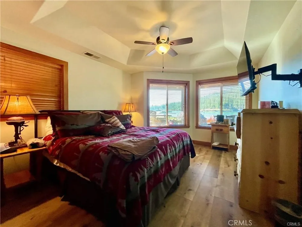 39269 Paha Bass Lake, CA 93604