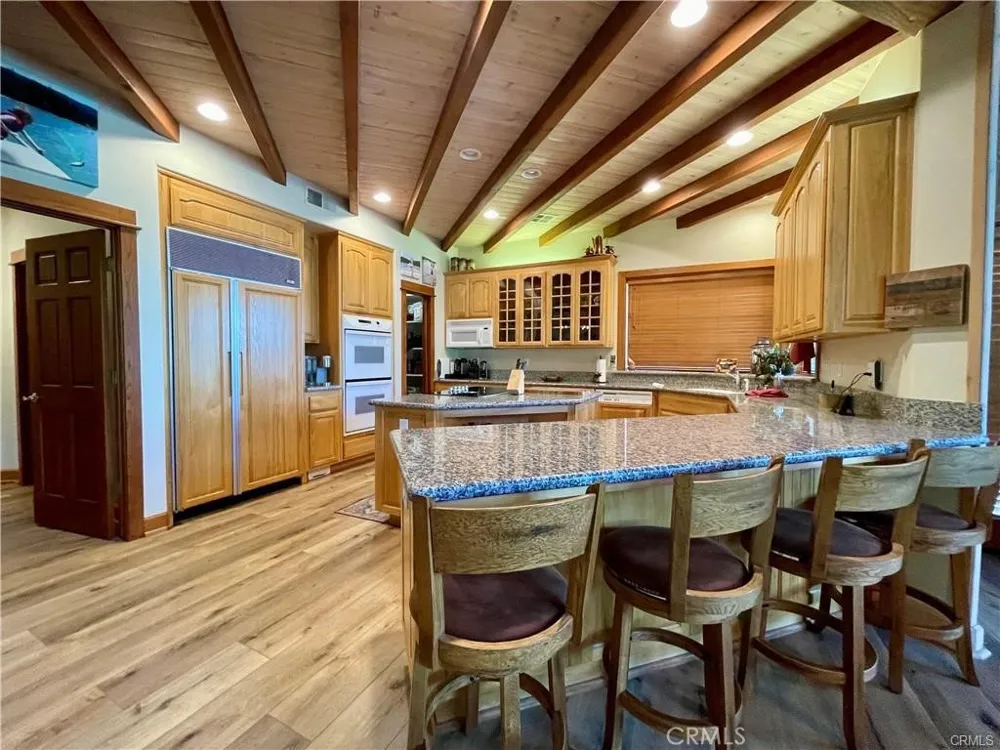 39269 Paha Bass Lake, CA 93604