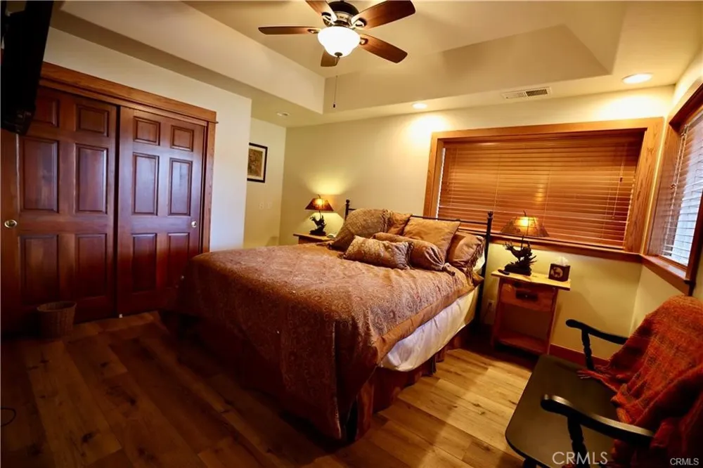 39269 Paha Bass Lake, CA 93604