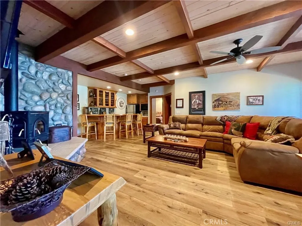 39269 Paha Bass Lake, CA 93604