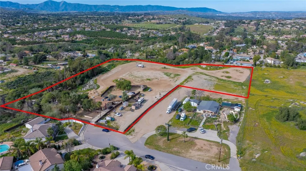 14435 Wood Road Riverside, CA 92508
