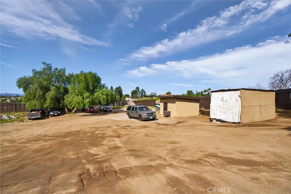 14435 Wood Road Riverside, CA 92508
