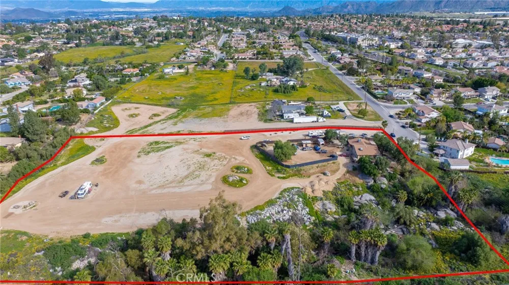 14435 Wood Road Riverside, CA 92508