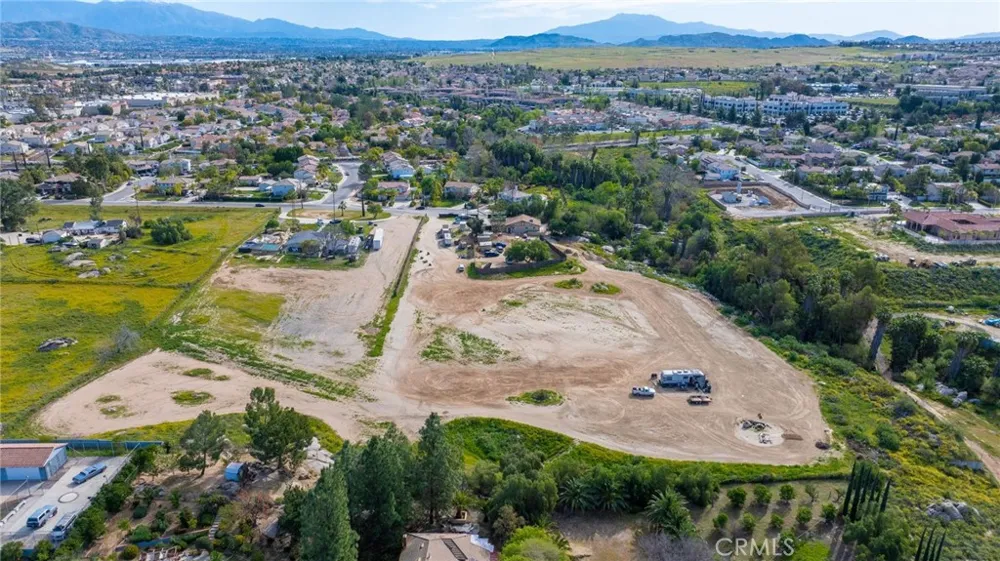 14435 Wood Road Riverside, CA 92508