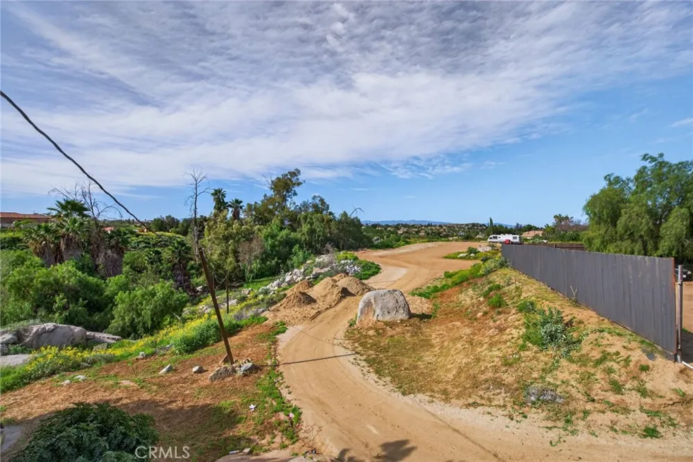 14435 Wood Road Riverside, CA 92508