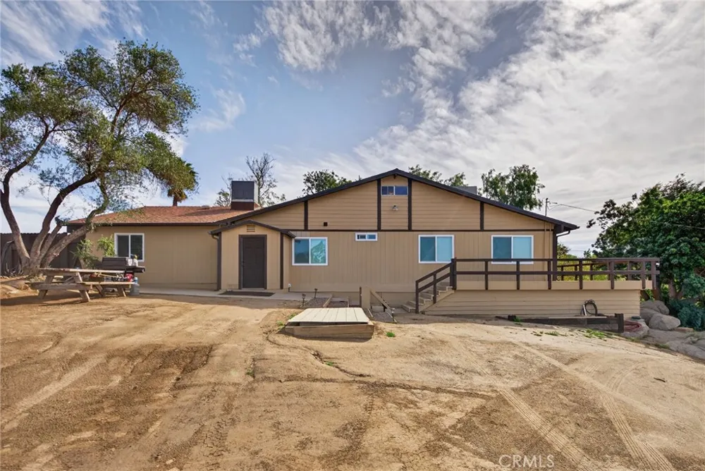 14435 Wood Road Riverside, CA 92508