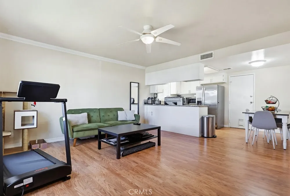 13470 Meyer #22 Whittier, CA 90605