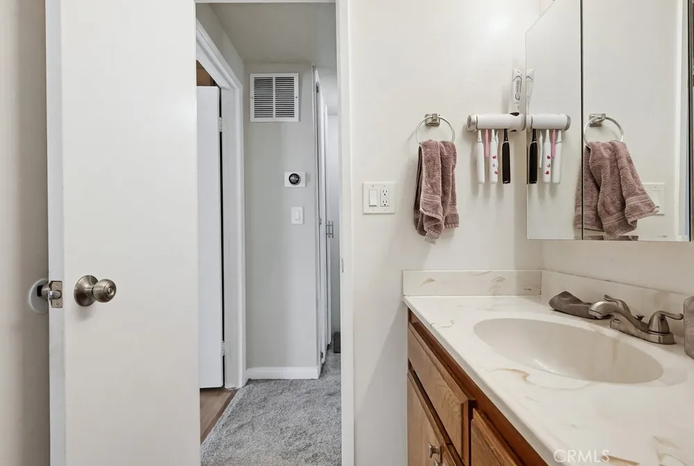 13470 Meyer #22 Whittier, CA 90605