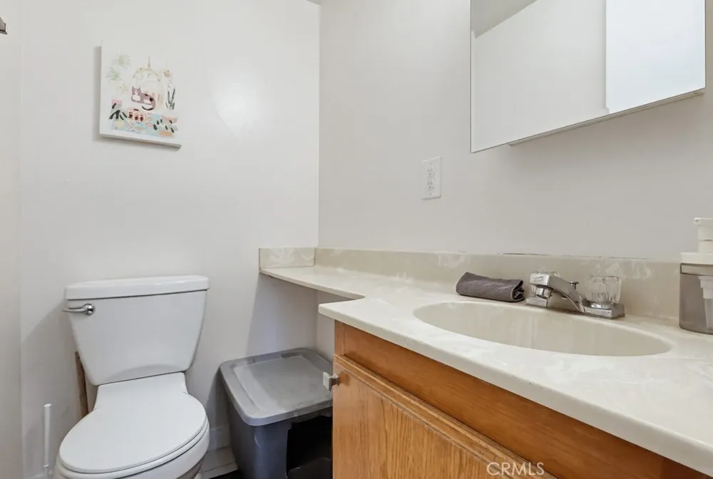 13470 Meyer #22 Whittier, CA 90605