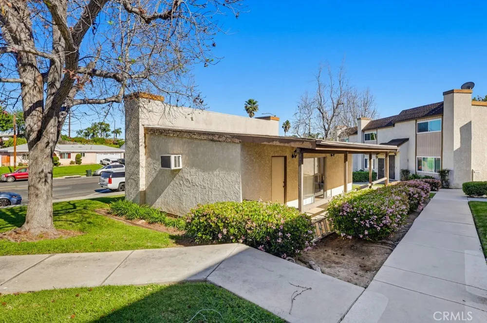 13470 Meyer #22 Whittier, CA 90605