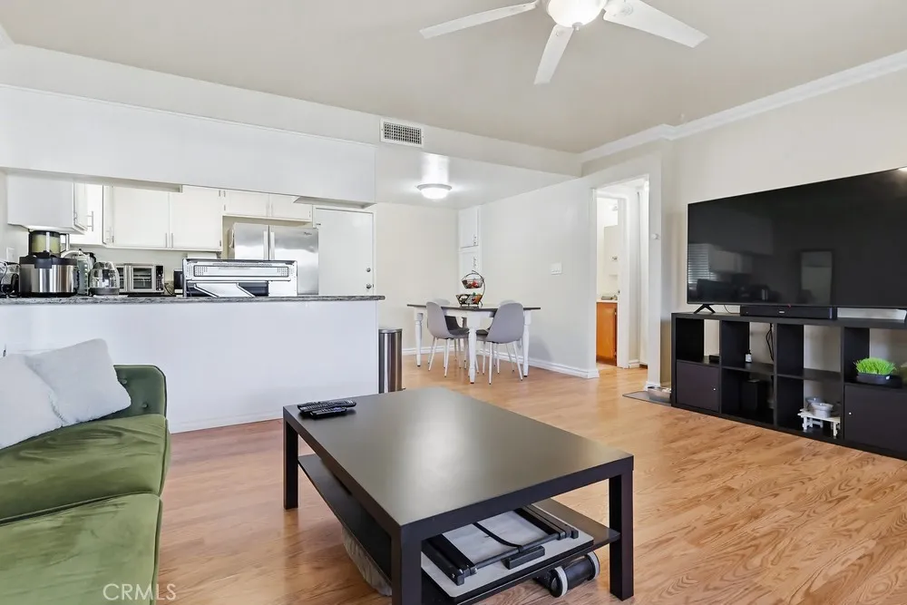 13470 Meyer #22 Whittier, CA 90605