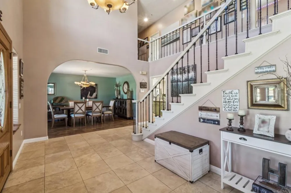 29950 Robbie Ln Vista, CA 92084